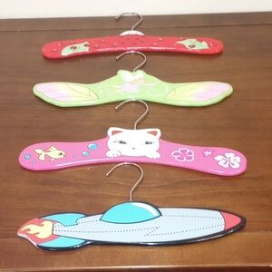 Kidorable Painted Hangers, Set Of 4